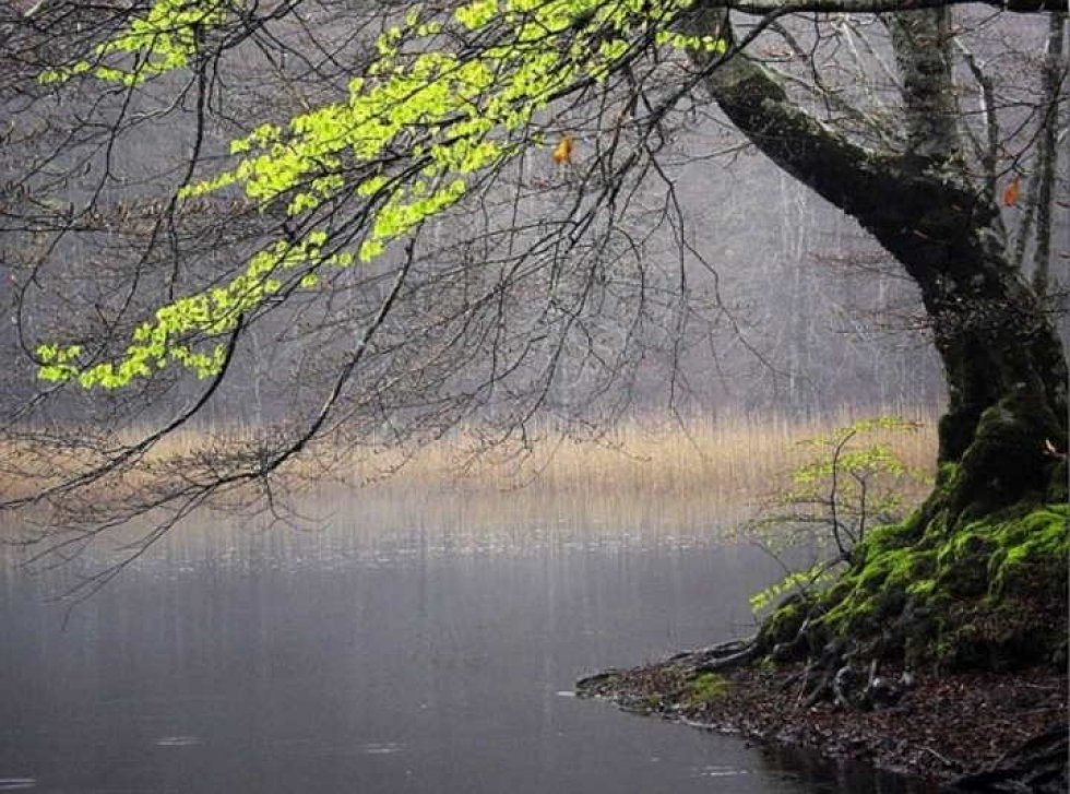 Il Lago dei due uomini nella montagna di Fagnano