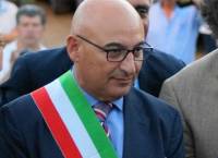 Mundo si ricandida con il sostegno del PD