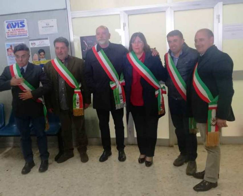 I sindaci in prima fila presso l&#039;ex nosocomio