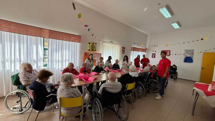 La Bottega dei Sogni in visita all’RSA di Spezzano