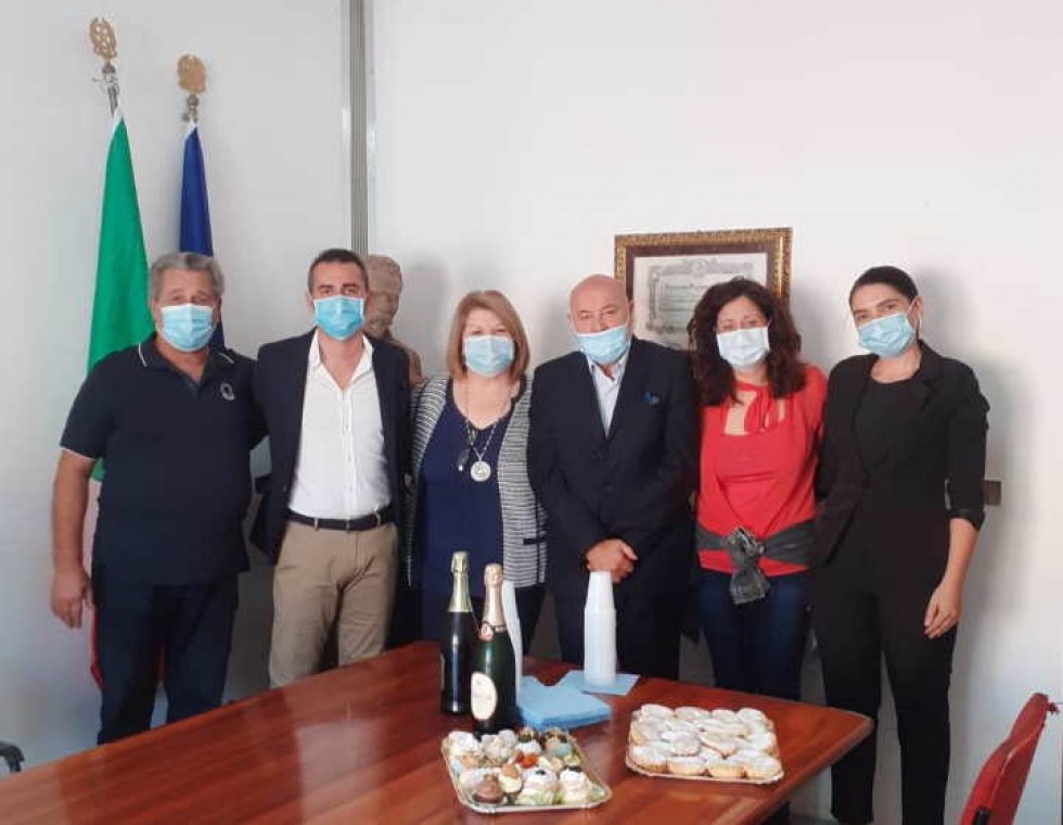 Da sinistra: Bruno, Barbieri, Algieri (segretaria), De Maio, Vano e Perrone