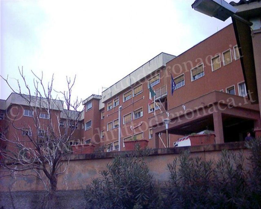 L&#039;ex ospedale cade quasi a pezzi