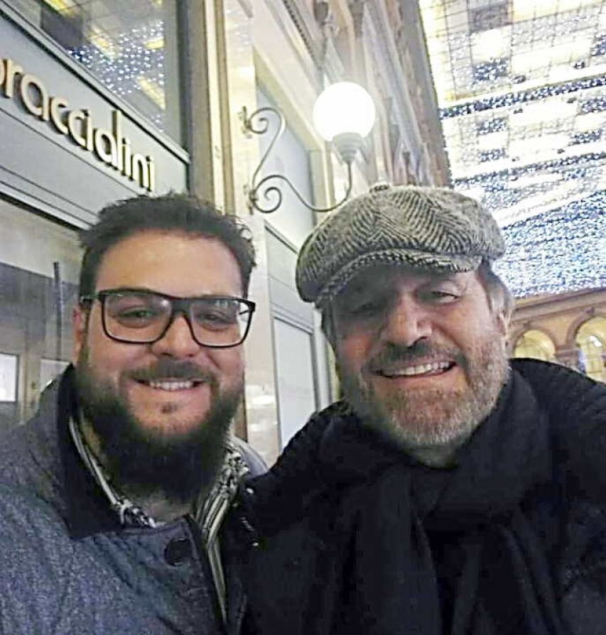 Parise insieme al Christian nazionalpopolare