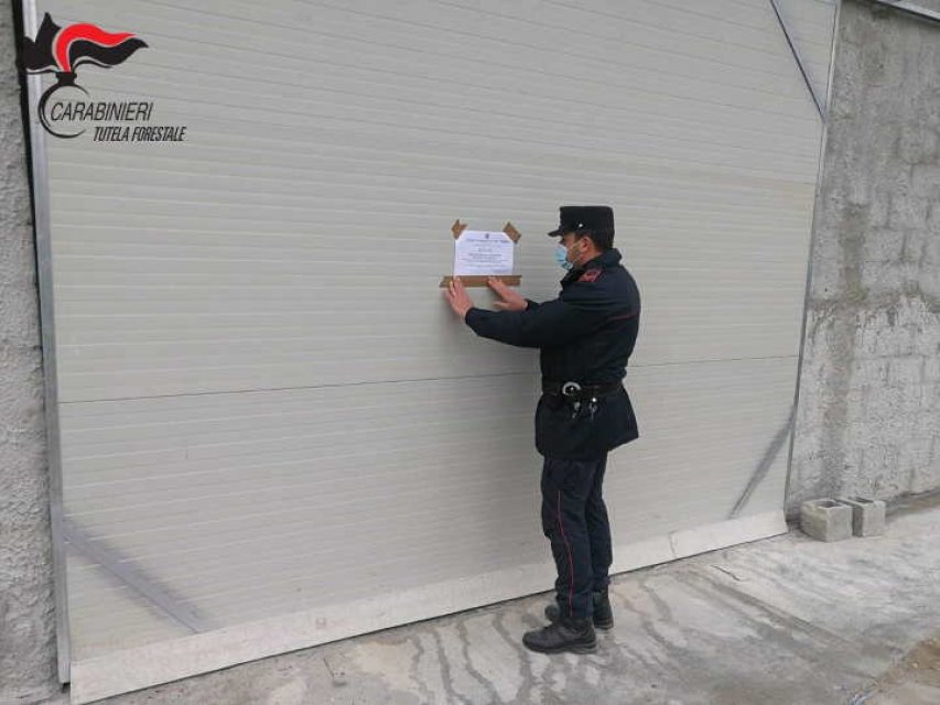 Apposizione dei sigilli all&#039;opificio