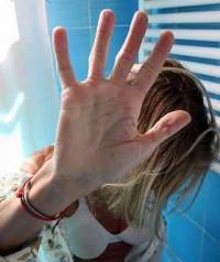Arrestato cittadino polacco per maltrattamenti in famiglia